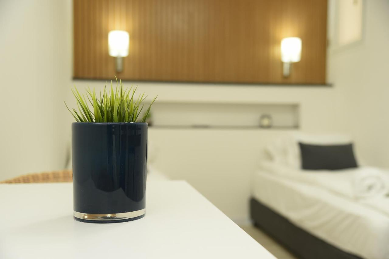 Exclusive Guest Room Bene Beraq エクステリア 写真