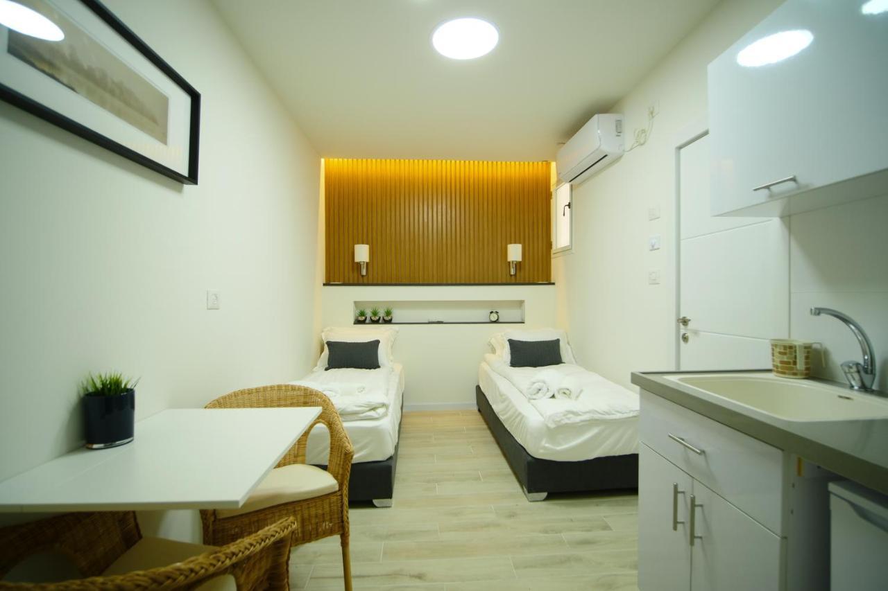 Exclusive Guest Room Bene Beraq エクステリア 写真