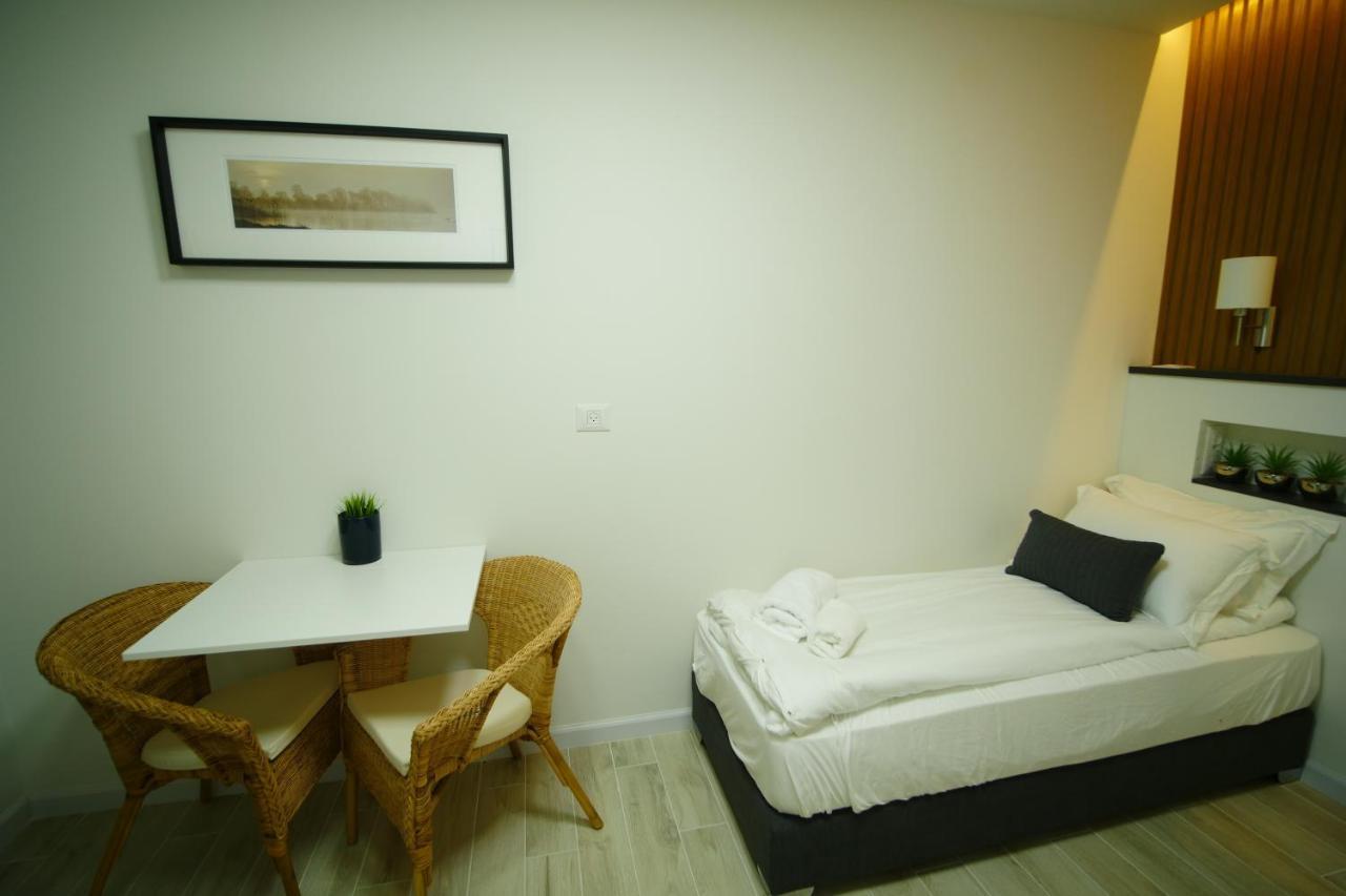 Exclusive Guest Room Bene Beraq エクステリア 写真